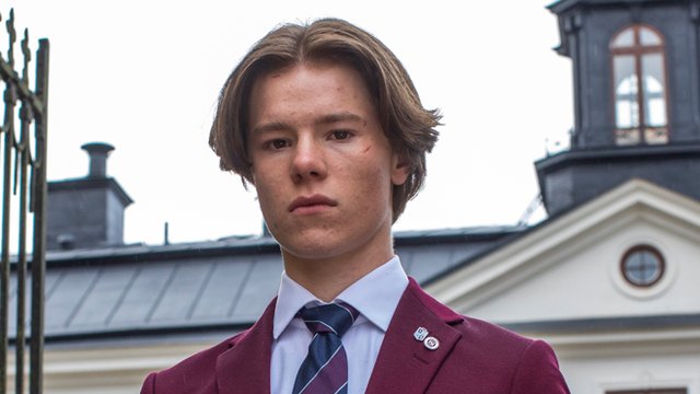 Edvin Ryding : 13 faits sur le Young Royals acteur que vous devez connaître 2 Edvin Ryding : 13 faits sur le Young Royals acteur que vous devez connaître - 1