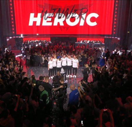 L'attente est terminée: CadiaN soulève son premier grand trophée alors que Heroic bat FaZe à Copenhague 48 L'attente est terminée: CadiaN soulève son premier grand trophée alors que Heroic bat FaZe à Copenhague - 47