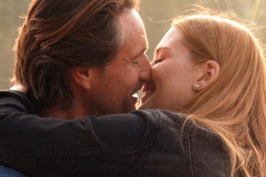 Tournage de la saison 5 de "Virgin River" ; Ajoute 3 à Cast - 4