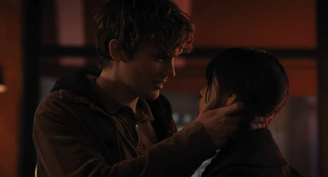 Fin de mercredi : Est-ce que mercredi se termine avec Tyler ou Xavier ? 5 Mercredi se termine-t-il avec Tyler Galpin ?