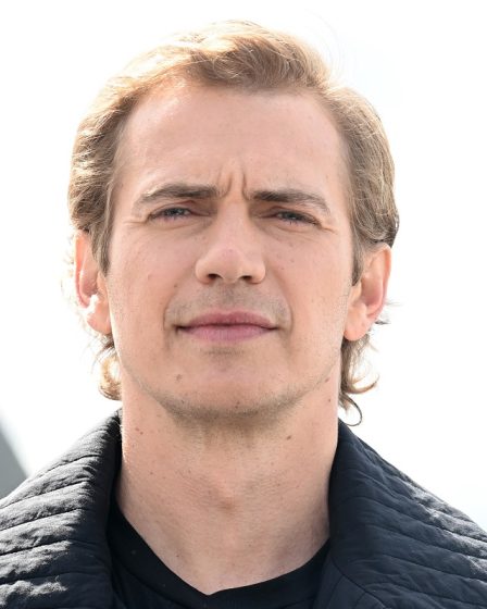 Hayden Christensen a trouvé que porter son costume de Dark Vador était une source d'inspiration. 96 Hayden Christensen a trouvé que porter son costume de Dark Vador était une source d'inspiration. - 95