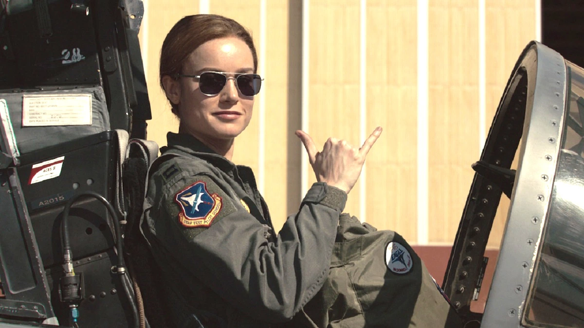 Le ciel est bleu, l'eau est mouillée et la Captain Marvel de Brie Larson est critiquée pour son caractère antipathique. 2 Le ciel est bleu, l'eau est mouillée et la Captain Marvel de Brie Larson est critiquée pour son caractère antipathique. - 1