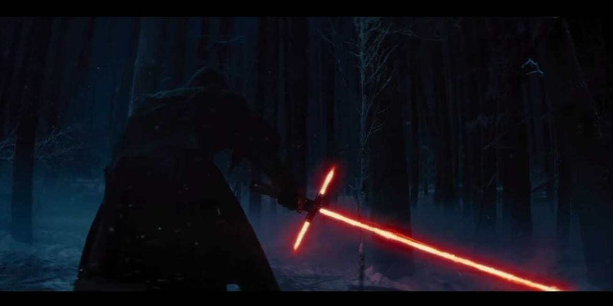 Le sabre laser à garde croisée revient dans 'Star Wars' dans un épisode qui vous "frappera au cœur". 2 Le sabre laser à garde croisée revient dans 'Star Wars' dans un épisode qui vous "frappera au cœur". - 1