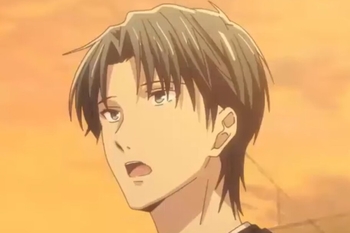 15 beaux personnages d'anime avec des cheveux coupés au loup 9 Shigure Sohma
