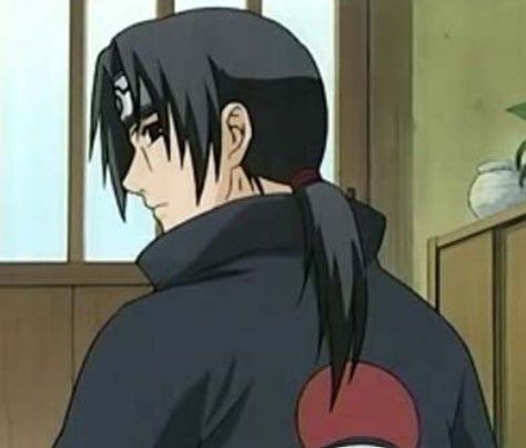 15 mecs animés les plus chauds avec des queues de cheval (liste) 4 Itachi