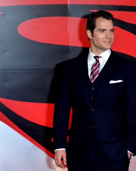 Henry Cavill ne reviendra plus dans le rôle de Superman alors que le remaniement de DC se poursuit. 2 Henry Cavill ne reviendra plus dans le rôle de Superman alors que le remaniement de DC se poursuit. - 1