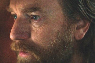 Dernières nouvelles de la science-fiction : Les fans n'en reviennent pas de cette scène d'action ridicule de "Star Wars" et James Gunn annonce les nouveautés de DC le mois prochain. - 7