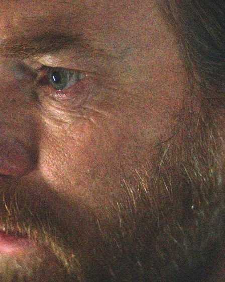 Dernières nouvelles de la science-fiction : Les fans n'en reviennent pas de cette scène d'action ridicule de "Star Wars" et James Gunn annonce les nouveautés de DC le mois prochain. 74 Dernières nouvelles de la science-fiction : Les fans n'en reviennent pas de cette scène d'action ridicule de "Star Wars" et James Gunn annonce les nouveautés de DC le mois prochain. - 73