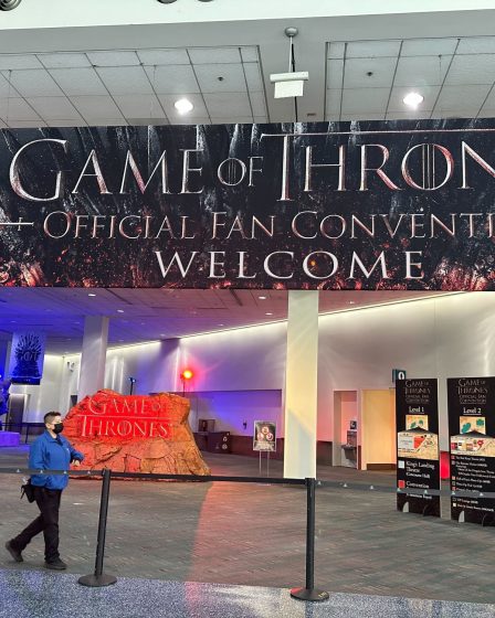 Officiel Game of Thrones Un podcast diffuse une interview en direct de Kit Harington. 2 Officiel Game of Thrones Un podcast diffuse une interview en direct de Kit Harington. - 1