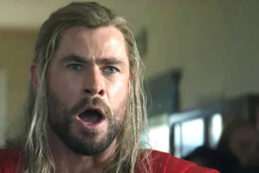 Dernières nouvelles de Marvel : Alors qu'un déluge de stars de DC menacent de quitter le navire pour le MCU, "Deadpool 3" pourrait racheter à lui seul "Thor : Amour et Tonnerre". - 5