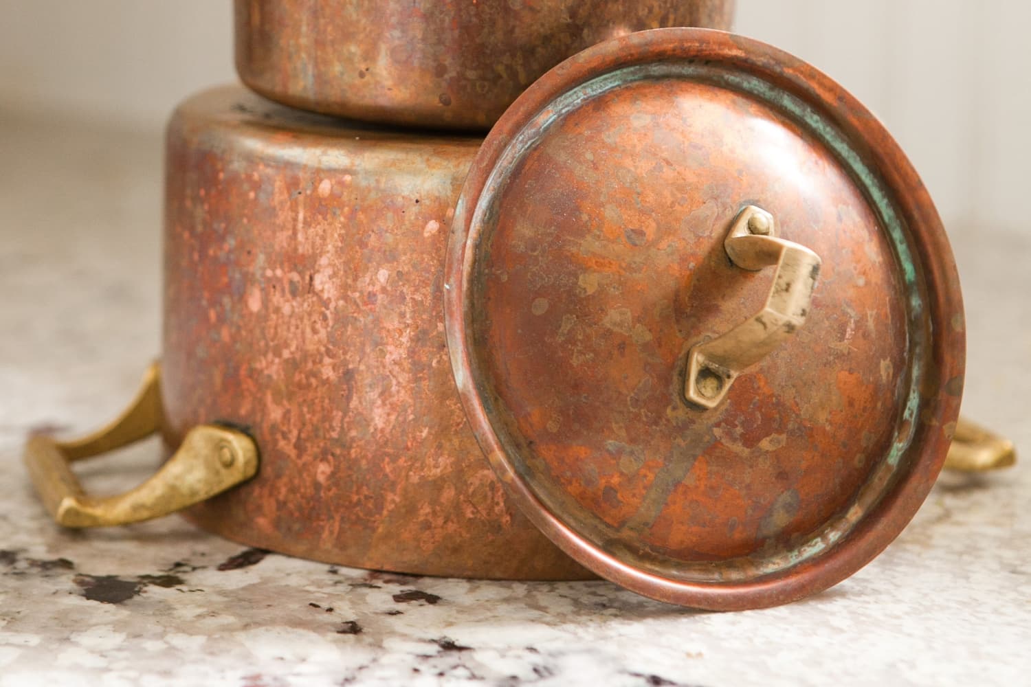 Comment nettoyer les casseroles en cuivre - 1