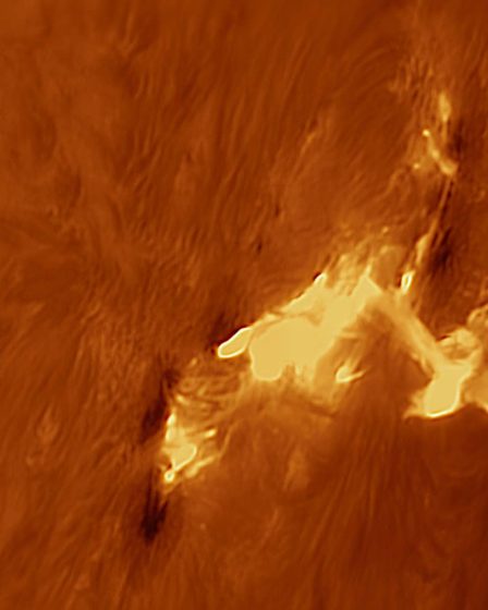 Une onde de choc d'origine solaire a créé une fissure dans la magnétosphère 49 Une onde de choc d'origine solaire a créé une fissure dans la magnétosphère - 48