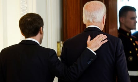 Biden et Macron cherchent à combler le fossé commercial et à présenter un front uni sur l'Ukraine | Joe Biden 1 Macron part avec Joe Biden après leur conférence de presse conjointe.