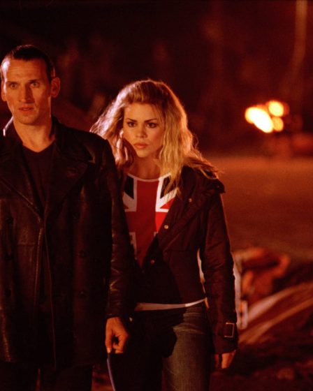 Billie Piper ne reviendrait dans Doctor Who que "si le tournage a lieu à Londres". 42 Billie Piper ne reviendrait dans Doctor Who que "si le tournage a lieu à Londres". - 41