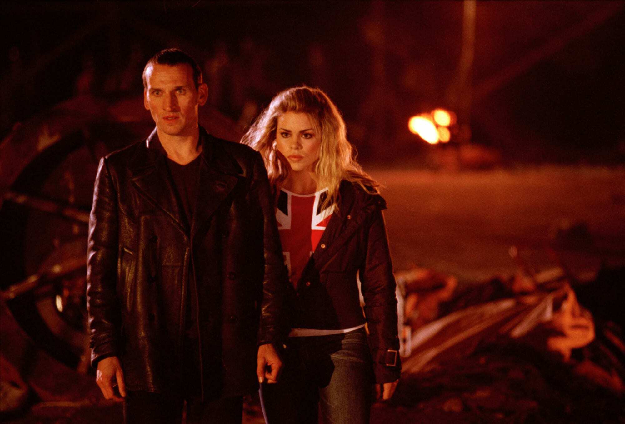 Billie Piper ne reviendrait dans Doctor Who que "si le tournage a lieu à Londres". 2 Billie Piper ne reviendrait dans Doctor Who que "si le tournage a lieu à Londres". - 1