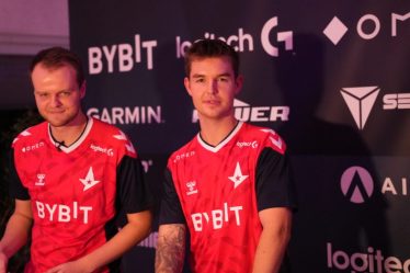 "Cela nécessite un peu de pratique": Dev1ce partage ses réflexions sur l'AWP mis à jour dans CS: GO - 9