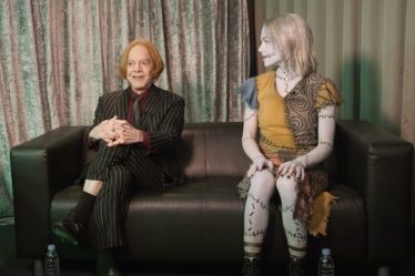 Danny Elfman est " surpris " par le succès de " Wednesday ", il pensait que ce serait " un petit truc culte ". - 5