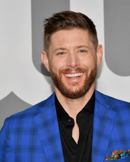 Jensen Ackles a "poussé fort" pour jouer le rôle de Pedro Pascal dans The Last of Us 100 Jensen Ackles a "poussé fort" pour jouer le rôle de Pedro Pascal dans The Last of Us - 99