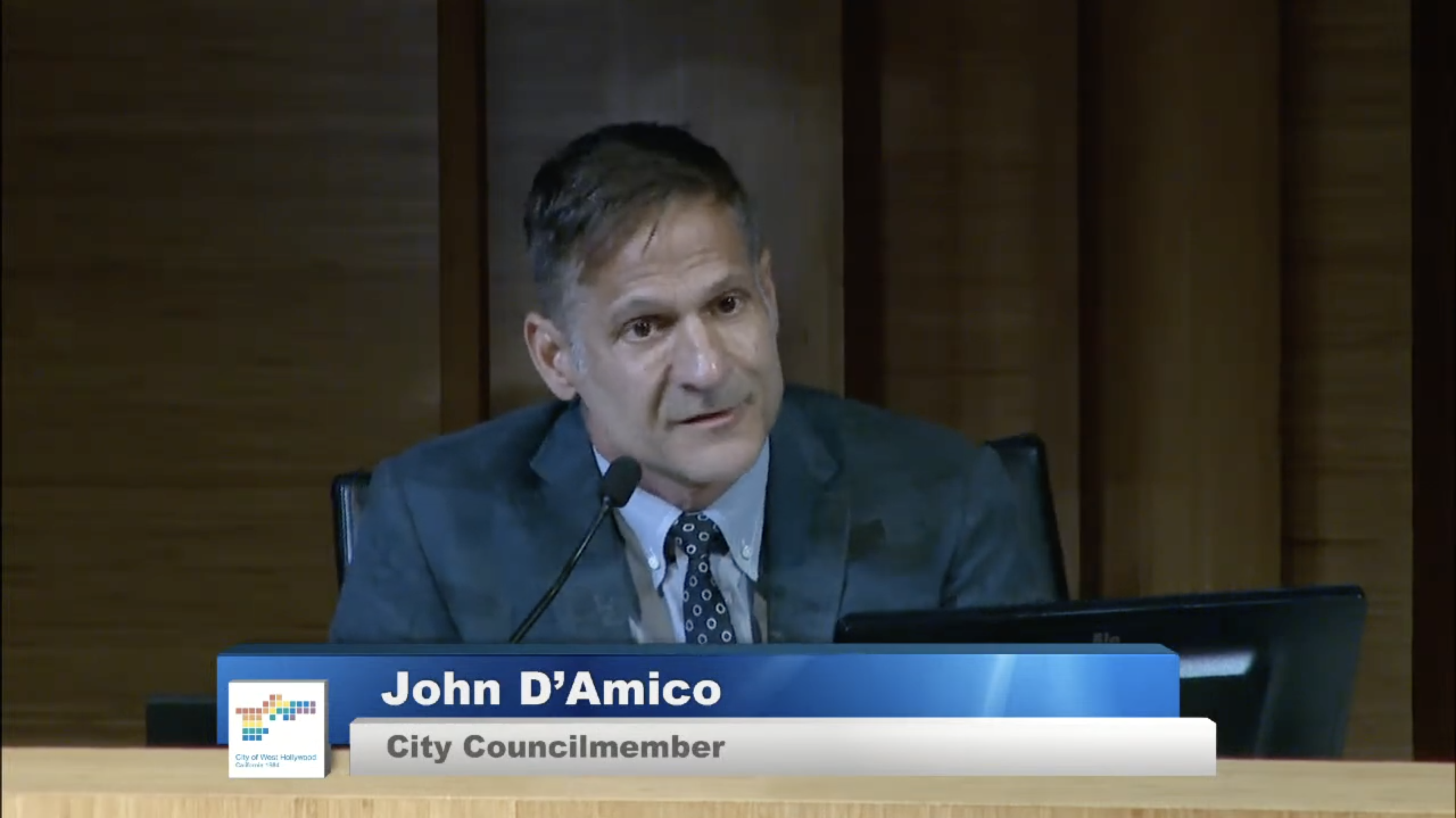 John D'Amico a tracé une nouvelle voie pour WeHo - WEHOville 8 John D'Amico a tracé une nouvelle voie pour WeHo - WEHOville - 7