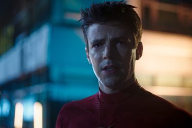 La dernière saison de The Flash aura un crossover avec Supergirl. - 7