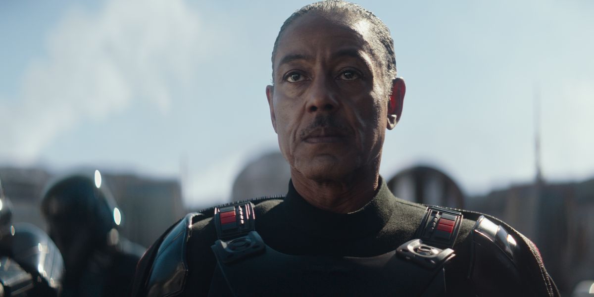 La star de The Mandalorian, Giancarlo Esposito, parle d'une saison 3 "hors normes". 2 La star de The Mandalorian, Giancarlo Esposito, parle d'une saison 3 "hors normes". - 1
