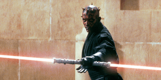 Le sabre laser à garde croisée revient dans 'Star Wars' dans un épisode qui vous "frappera au cœur". 7 Ray Park en tant que Dark Maul
