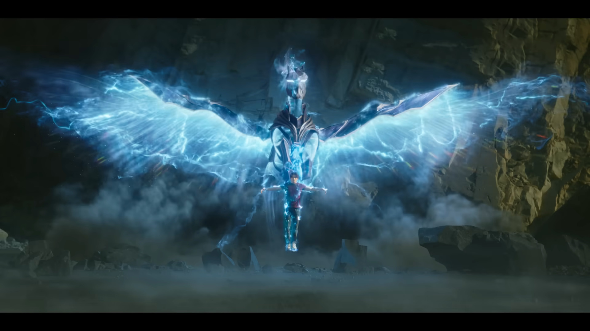Seiya (Mackenyu) revêt la Cloth du Phoenix dans Knights of the Zodiac (2023), Toei Animation via YouTube