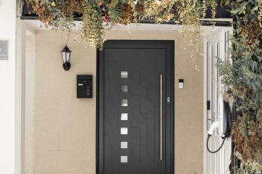 Découvrez les raisons pour lesquelles vous devriez utiliser des portes composites grises - 24