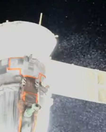 L'impact d'un météore pourrait avoir provoqué une fuite du vaisseau spatial Soyouz, selon des informations de l'État russe 58 L'impact d'un météore pourrait avoir provoqué une fuite du vaisseau spatial Soyouz, selon des informations de l'État russe - 57