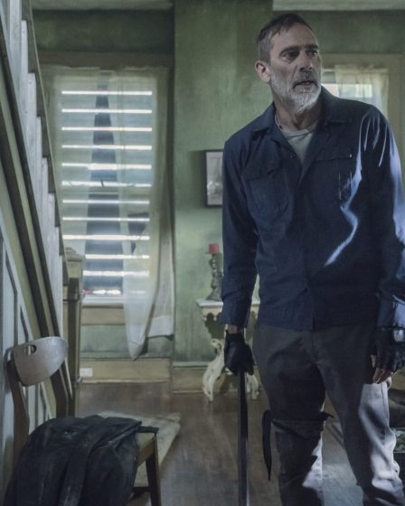 Negan reprend ses "mauvaises habitudes" dans The Walking Dead : Dead City 57 Negan reprend ses "mauvaises habitudes" dans The Walking Dead : Dead City - 56