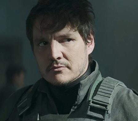 Pedro Pascal se moque de la nomination de Diego Luna au titre de meilleur acteur pour Andor 15 Pedro Pascal se moque de la nomination de Diego Luna au titre de meilleur acteur pour Andor - 14