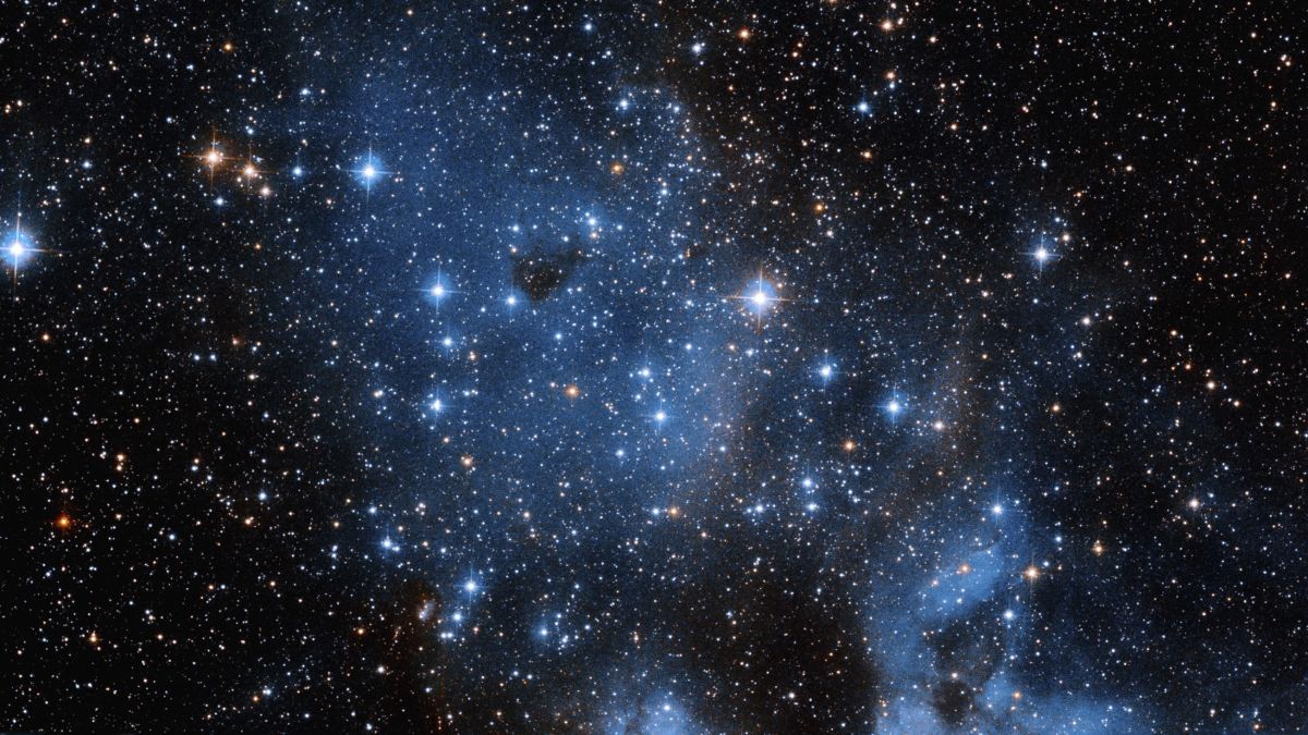Le télescope spatial Hubble espionne de jeunes étoiles au milieu d'un gaz interstellaire incandescent 2 Le télescope spatial Hubble espionne de jeunes étoiles au milieu d'un gaz interstellaire incandescent - 1