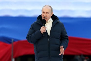 Vladimir Poutine distribue neuf anneaux d'or à ses alliés, tout comme son héros Sauron - 8