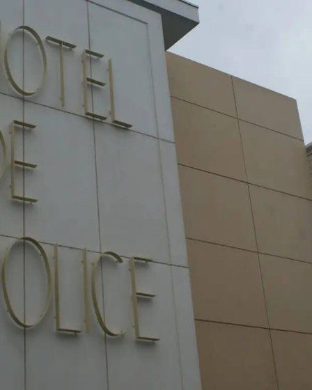 Une femme soupçonnée d'avoir offert de la drogue à des policiers en civil - 11