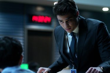 'The Recruit' Saison 2 renouvelée sur Netflix; À venir en 2024 - 44