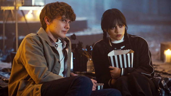 Jenna Ortega révèle pourquoi elle pense que Wednesday Addams est une icône gay 4 Mercredi et Tyler se donnent rendez-vous dans la première saison de l'émission Netflix