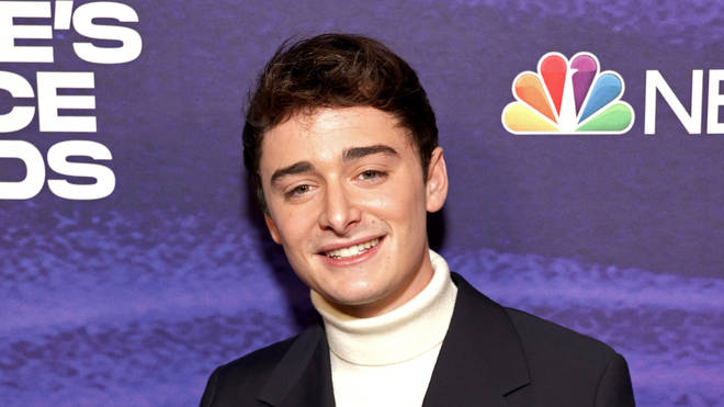 Stranger Things' Noah Schnapp se révèle gay 4 Noah Schnapp 2022 People's Choice Awards - Dans les coulisses