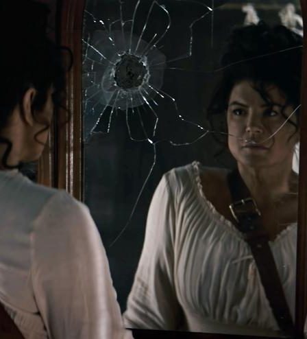 Le nouveau film de Gina Carano, produit par Ben Shapiro, est encore trop bizarre pour certains extrémistes de droite. 10 Le nouveau film de Gina Carano, produit par Ben Shapiro, est encore trop bizarre pour certains extrémistes de droite. - 9