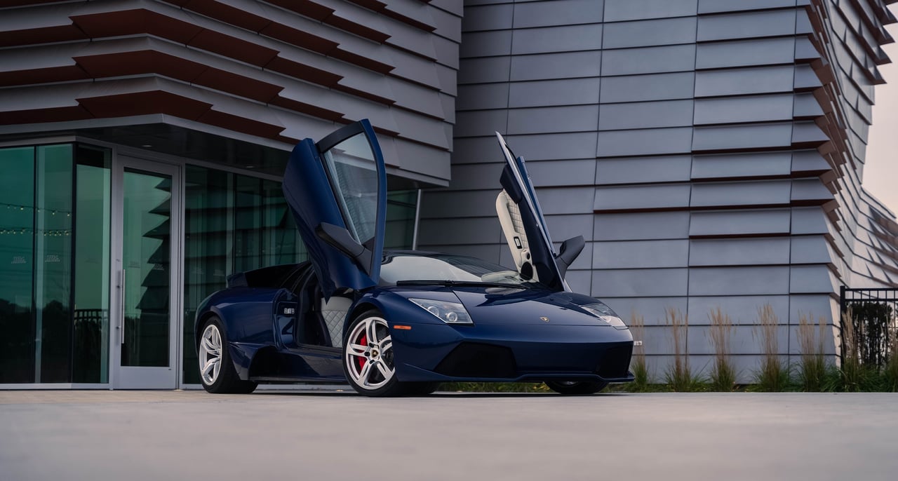 S'émerveiller devant la Lamborghini Murciélago la plus modeste du monde - 9