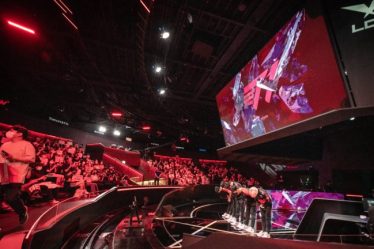 L'ouverture officielle du magasin de T1 se passe horriblement mal, et même la bande ne pourrait pas le réparer - 15