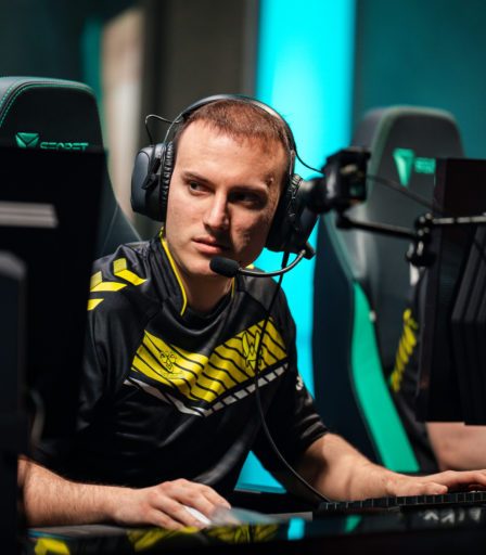 Team Vitality condamné à une amende après que Perkz ait équipé une combinaison championne-rune interdite contre Fnatic lors du LEC Winter Split 88 Team Vitality condamné à une amende après que Perkz ait équipé une combinaison championne-rune interdite contre Fnatic lors du LEC Winter Split - 87