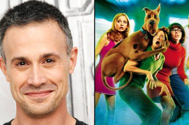 Freddie Prinze Jr. dit qu'il était «tellement en colère» après avoir été invité à accepter une réduction de salaire pour... - 9