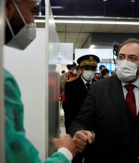 Covid-19 : Tests à l'arrivée des passagers en provenance de Chine pour "surveiller les différentes options", dit Brown 55 Covid-19 : Tests à l'arrivée des passagers en provenance de Chine pour "surveiller les différentes options", dit Brown - 54