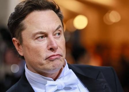 Elon Musk a frappé le livre Guinness des records pour la plus grande perte de richesse personnelle de l'histoire 22 Elon Musk a frappé le livre Guinness des records pour la plus grande perte de richesse personnelle de l'histoire - 21