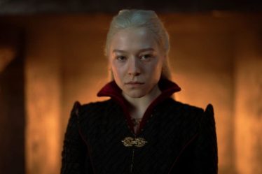 Emma D'Arcy espère que Rhaenrya cessera de " médiatiser son feu Targaryen ". - 8