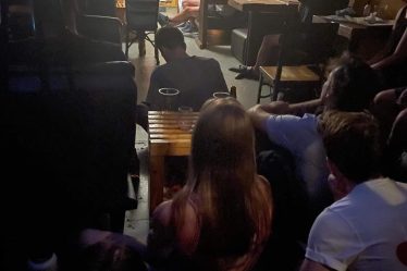 Événement local : House Party Cafe Comedy- spectacle GRATUIT à Bushwick - 10