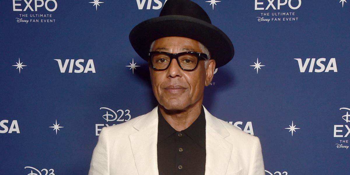 Giancarlo Esposito est intéressé par le rôle du Professeur X dans le MCU 2 Giancarlo Esposito est intéressé par le rôle du Professeur X dans le MCU - 1