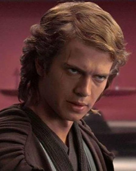 La bande-annonce de la saison 3 de Mandalorian fait spéculer les fans de Star Wars sur un caméo d'Anakin. 65 La bande-annonce de la saison 3 de Mandalorian fait spéculer les fans de Star Wars sur un caméo d'Anakin. - 64