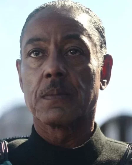 La star de "The Mandalorian" promet "une bonne dose de Moff Gideon" dans la saison 3. 16 La star de "The Mandalorian" promet "une bonne dose de Moff Gideon" dans la saison 3. - 15