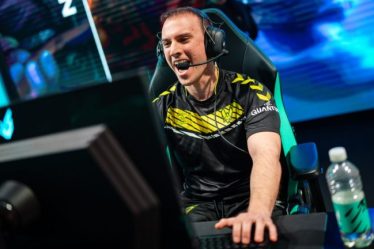 Perkz explique pourquoi Vitality a adopté une approche différente avec sa liste LEC cette année - 9
